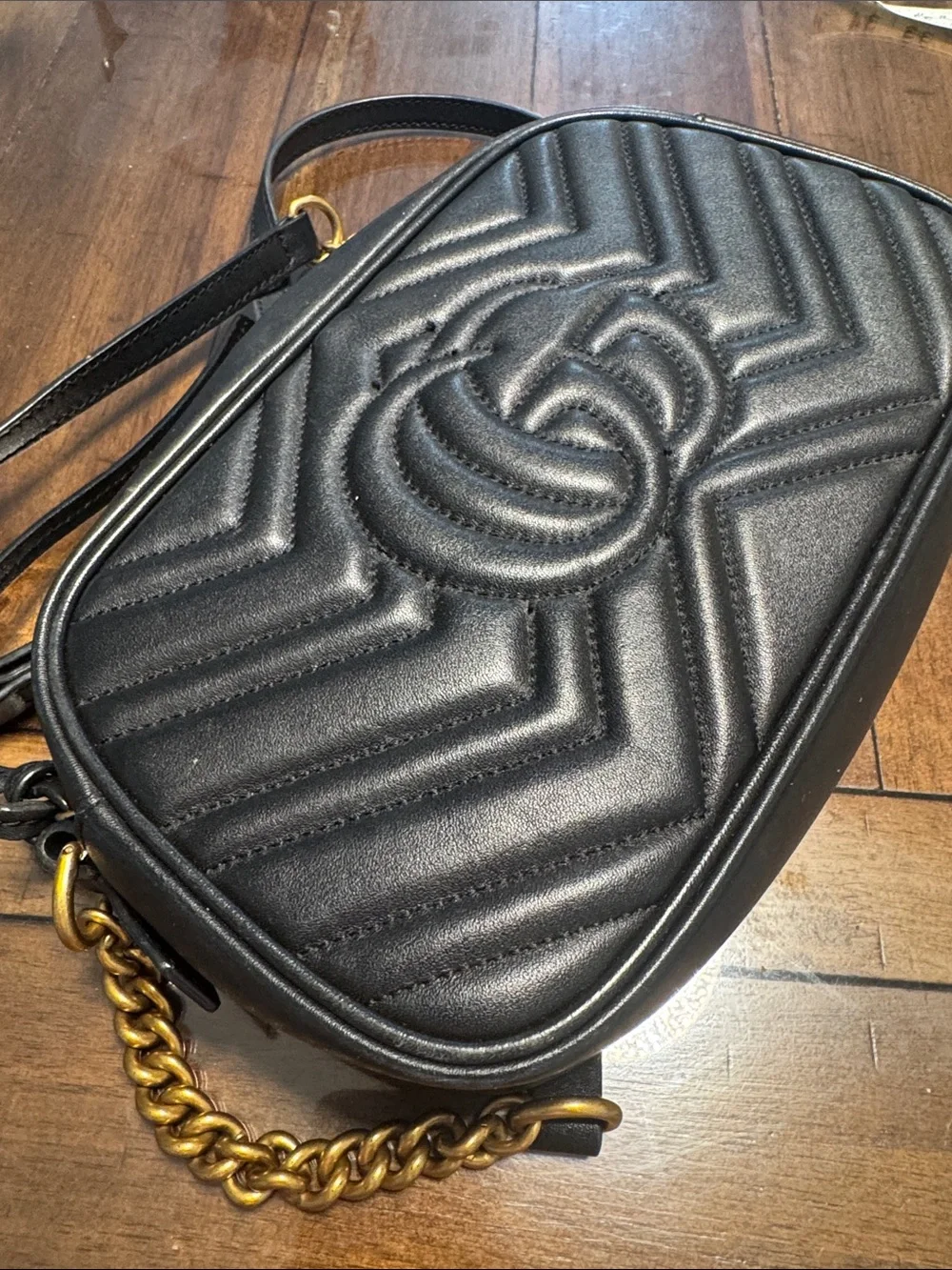Gucci signature brand